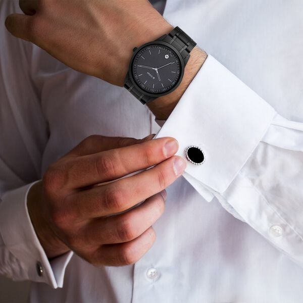 Titan Minimals Quartz Analog with Date Black Dial Black Metal Strap Watch For Men